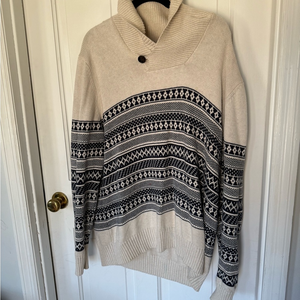 GAP Men's Turtleneck Sweater in Cream and Black